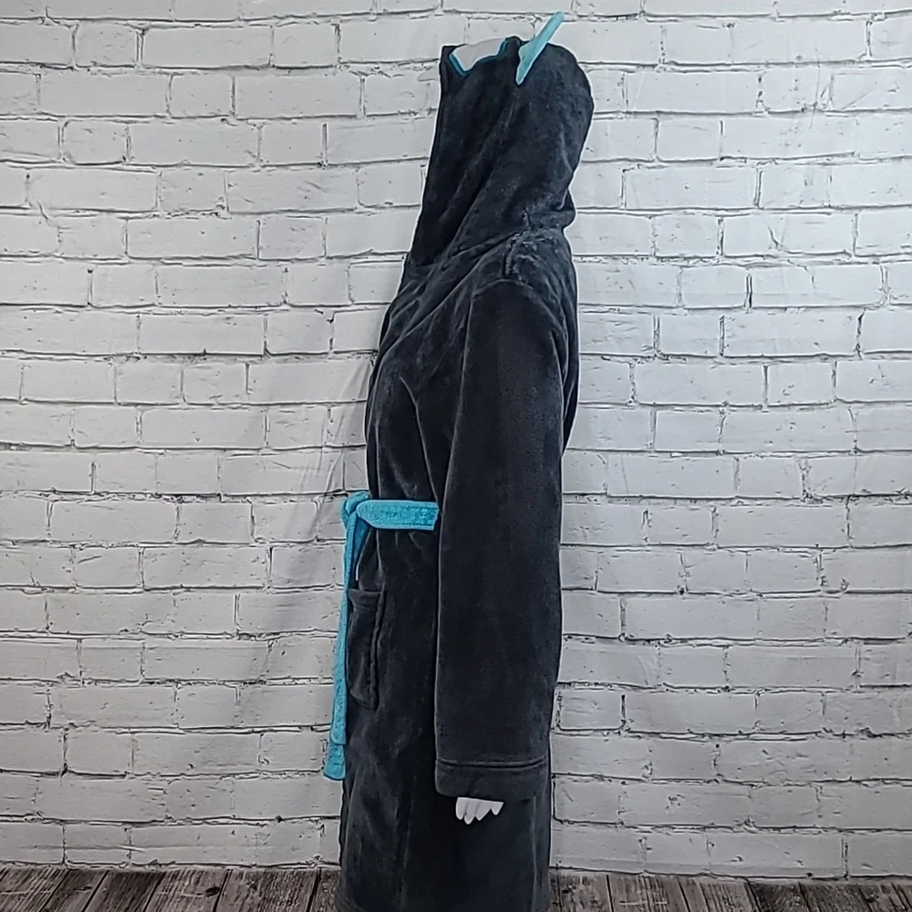 Cat & Jack Plush Cozy Sherpa Long Sleeve Hooded Monster Robe in Dark Gray/Blue